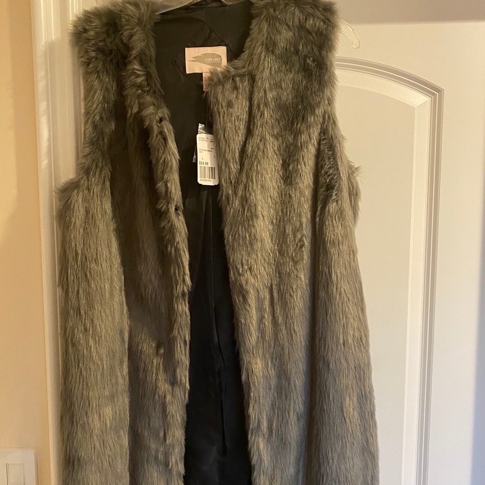 Forever 21 Gray Faux Fur Long Vest NWT size L